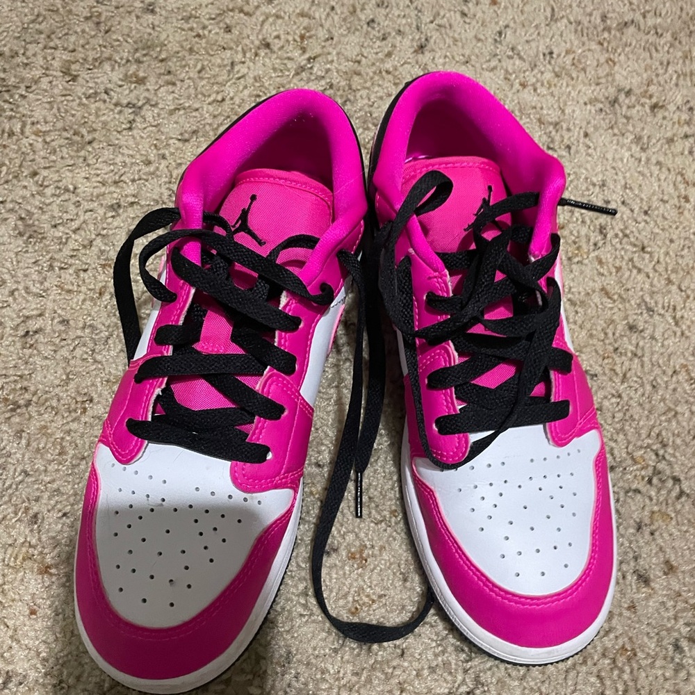 Big Girls 4.5 Women’s 6 Nike Air Jordan